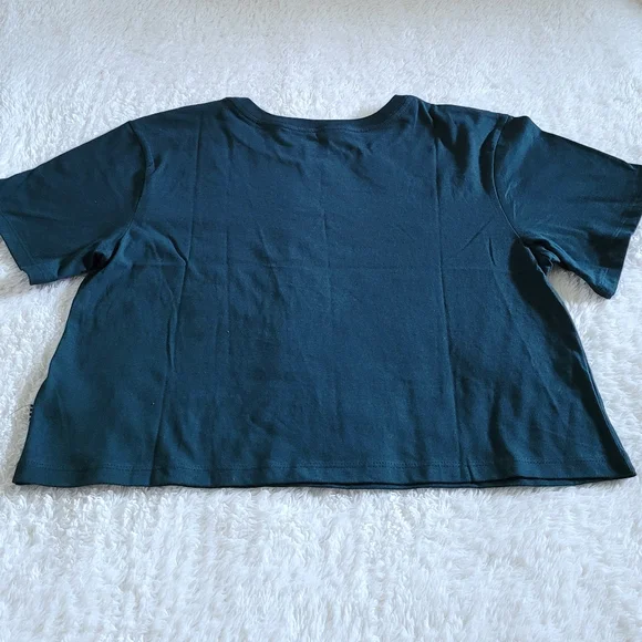 VANS🛹 Circle Tab Cropped Tee👕 - NWT - Picture 9 of 10